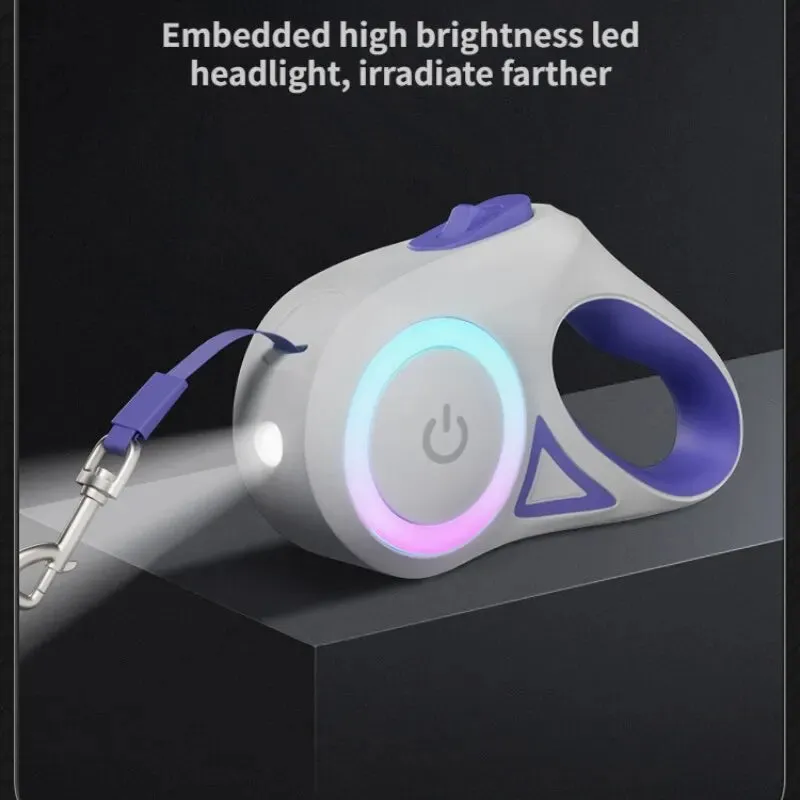 Luminous Lead: Retractable Dog Leash with LED Flashlight