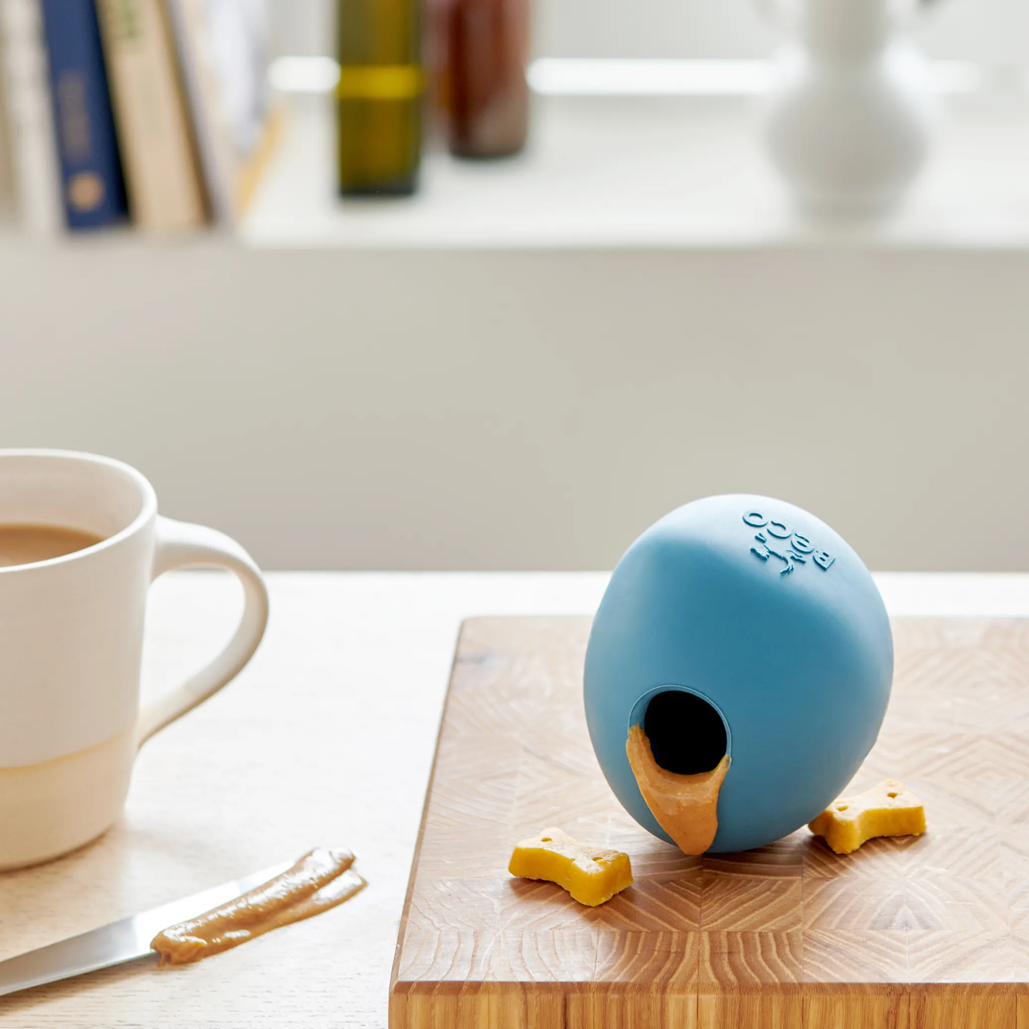Natural Rubber Wobble Ball with Treat Hole